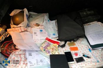 СБУ викрила зловмисників, які виготовляли «липові» ПЛР-тести на COVID у Херсоні