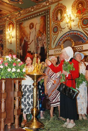 Троица в 2021 году отмечается 20 июня