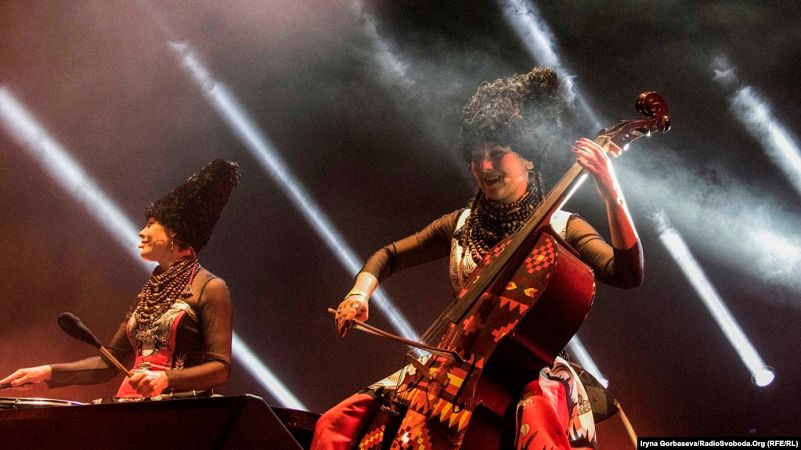 Украинская этно-группа DakhaBrakha приняла участие в вечере памяти жертв депортации крымских татар