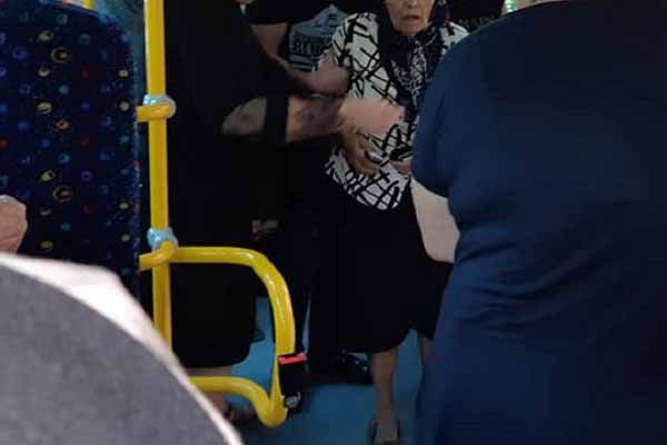 Покалечилась в салоне троллейбуса херсонская старушка