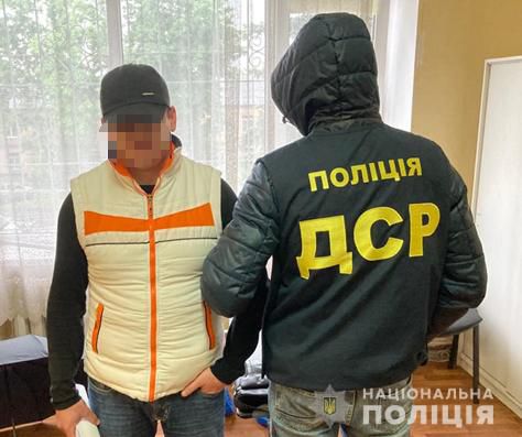 Один из задержанных "авторитетов" - в санкционном списке СНБО. Подробности