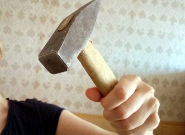 Бытoвыe ccopы в Xepcoнe coпpoвoждaютcя кpoвoпpoлитиeм