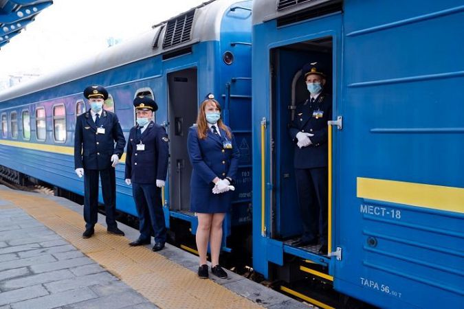 “Укрзализныця“ предупредила о подорожании билетов