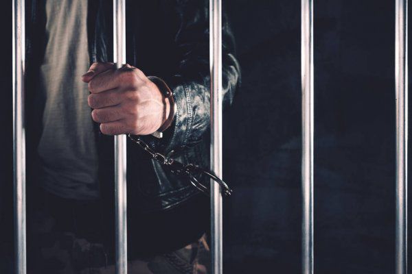 Новокаховчанин получил 4 года лишения свободы за серию краж из домов в Бериславском районе