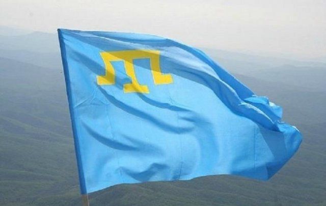 В День крымскотатарского флага устроили яркую акцию на КПВВ "Чонгар"