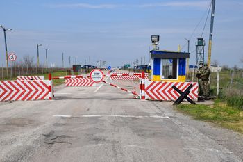 КПВВ «Чаплинка» тимчасово припиняє роботу