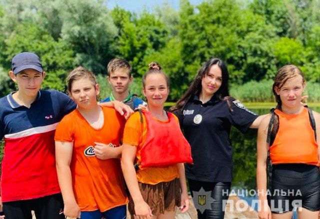 Полицейские Херсонщины напоминают детям правила поведения на воде