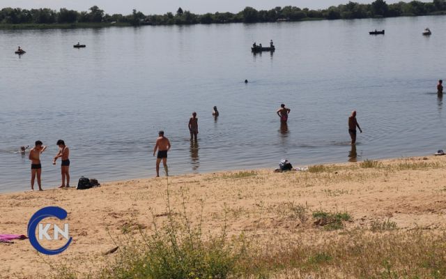 Ни туалета, ни раздевалки ? что происходит на пляже "Лилея" в Херсоне