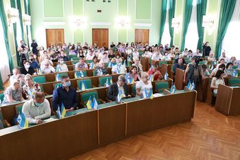 На Херсонщині громадам запропонували стати учасниками пілотного проєкту «Три рівні освіти під одним юридичним дахом»