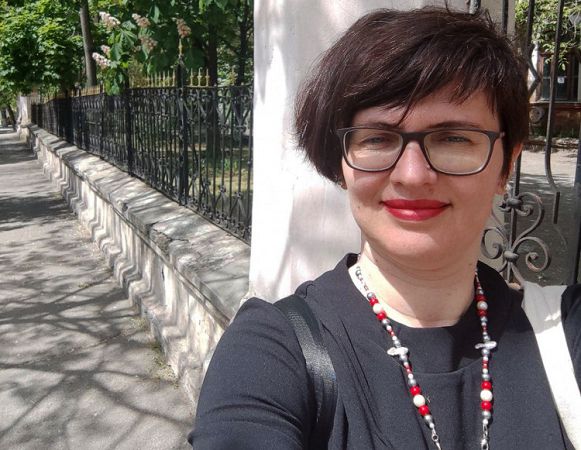 Елена Бджола