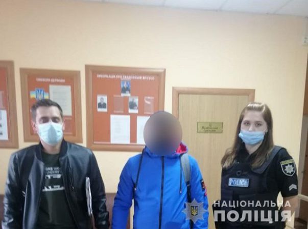 Оперативники задержали мужчину, который сбежал из воинской части и скрывался в Скадовском районе