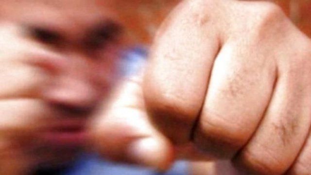 На Херсонщине двое молодых людей зверски избили односельчан, один из которых скончался