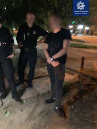 П’яний херсонець влаштував на вулиці стрілянину