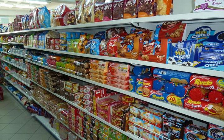 Какие продукты можно употреблять в пищу после истечения срока годности