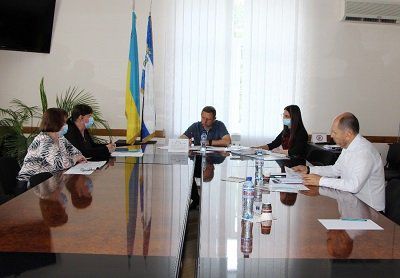 Мандатна комісія опрацювала поточні питання