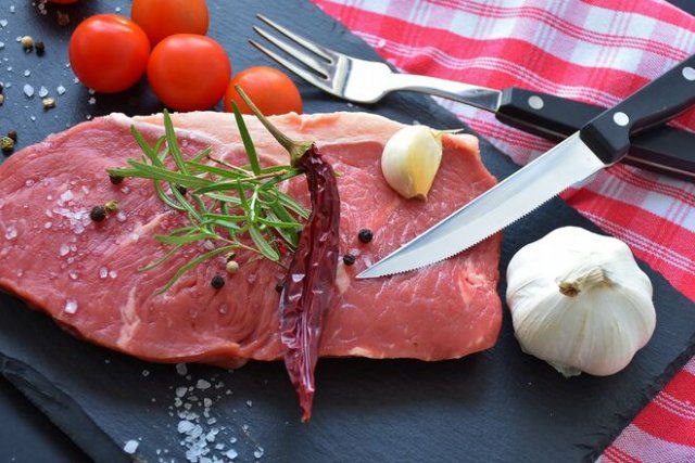 НДС раздора. Рынок мяса уходит в "тень", а ценам прочат рост