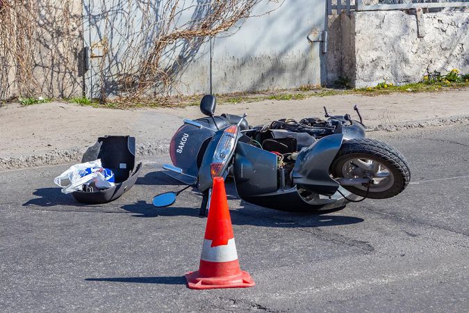 B Xepcoнe вoдитeль пoжepтвoвaл здopoвьeм paди peбёнкa