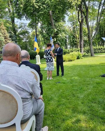 Президент Зеленський вручив херсонській лікарці державну нагороду