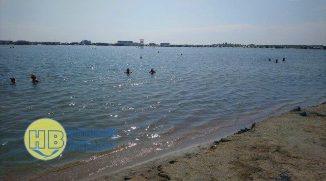 Соленое озеро на Арабатской Стрелке стало большим