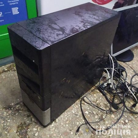 Каховские полицейские за несколько часов установили лиц, причастных к краже из дома