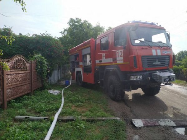 Спасатели завершают работы по ликвидации последствий дождя в Херсонском и Скадовском районах