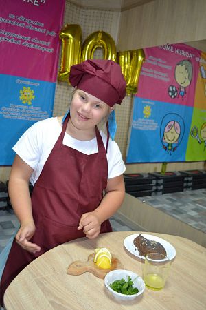 Впервые в Херсоне организована Школа юного кулинара для детей с инвалидностью