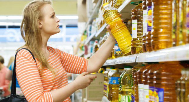 Украинское подсолнечное масло в Чехии продают в два раза дешевле