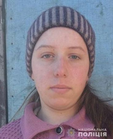 Поліція розшукує неповнолітніх дівчат, одна зникла разом з донькою