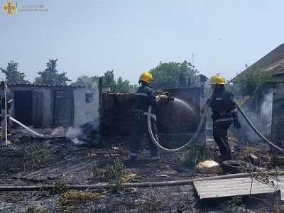Рятувальники загасили пожежу в надвірній споруді в Федорівці