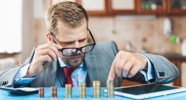 В каких областях Украины самые высокие зарплаты: рейтинг Госстата