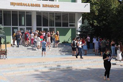 Абітурієнти надають перевагу Херсонському держуніверситету, - ректор Олександр Співаковський