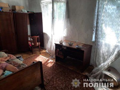 На Херсонщині ювенальні поліцейські вилучили двох дітей із неблагонадійної родини