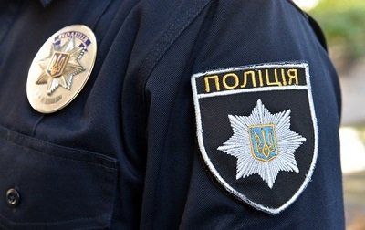 У жінки викрали з авто сумку з грошима