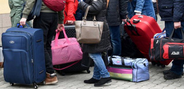 Заробитчан из Украины заманивают в Польшу: кому платят 148 тыс. грн в месяц