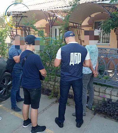 За 40 тыс. грн полицейский пообещал предпринимателю не мешать торговать в Железном Порту