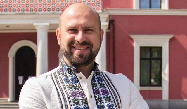 Экс-председателю Кировоградской ОГА Балоню возобновили право на адвокатскую деятельность