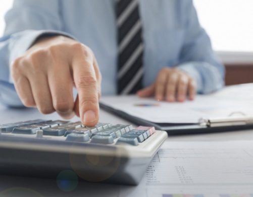 В Украине вводят новый вид обязательных налогов для каждого украинца