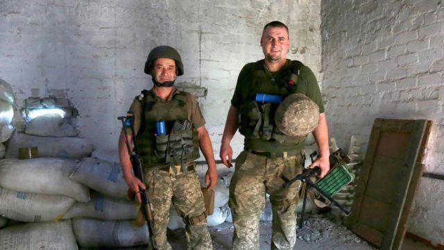 "Он меня с уроков выгонял": школьный учитель с Херсонщины вместе со своим учеником пошли воевать на передовую