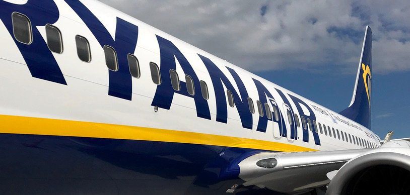 Авиакомпания Ryanair затеяла летнюю распродажу билетов: в Европу можно долететь за 5 евро Авиакомпания Ryanair затеяла летнюю распродажу билетов: в Европу можно долететь за 5 евро