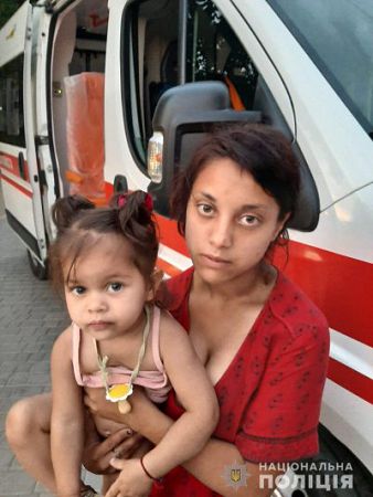 Поліція розшукує неповнолітніх дівчат, одна зникла разом з донькою