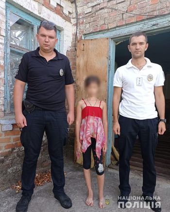 За добу на Херсонщині поліцейські розшукали та повернули рідним 5 зниклих дітей