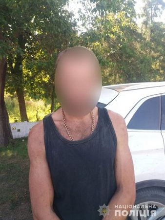 На Херсонщині аграрій озброївся карабіном з тепловізором та на «Лінкольні» поїхав стріляти по людях