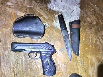 У Херсоні під час оформлення судна службовий собака допоміг прикордонникам виявити пістолет