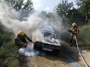 В м.Берислав горів автомобіля