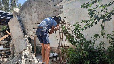 У Херсоні митці створюють скульптури фантазійних істот