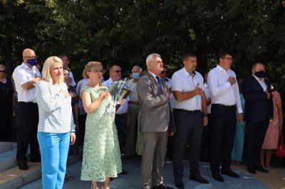 Першокурсники в ХДУ отримали подарунки на День Знань