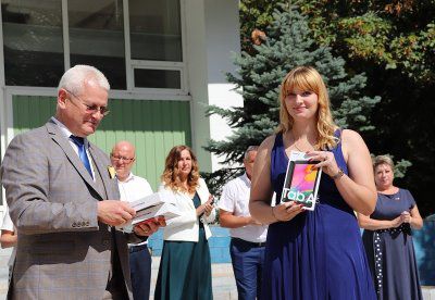 Першокурсники в ХДУ отримали подарунки на День Знань