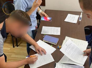 Колишньому посадовцю, який підозрюється у розкраданні бюджетних коштів при ремонті доріг, повідомлено про нову підозру