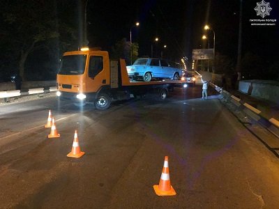 У Херсоні нетверезий водій здійснив наїзд на відбійник