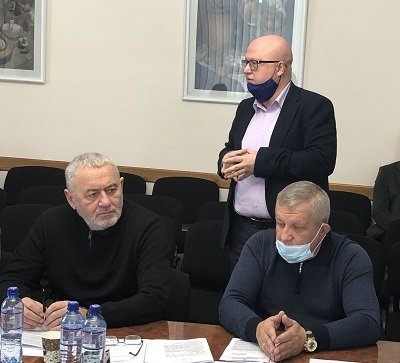 Херсонський держуніверситет продовжує боротьбу за парковку біля Ботанічного саду